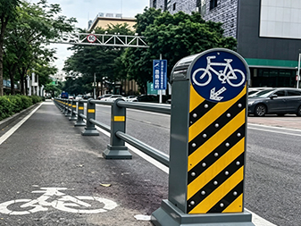T007  Vehicle and Non-Vehicle Isolation Barrier (Solar Energy Indicative End Cap)