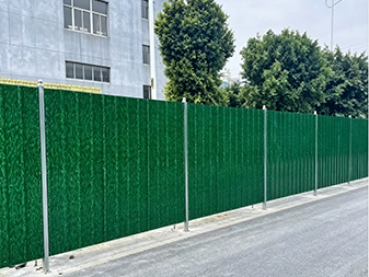 Y078 Green grass fence