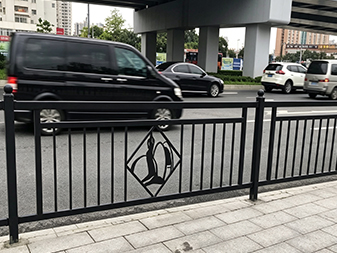 T017 Pedestrian Guardrail for Fishermen