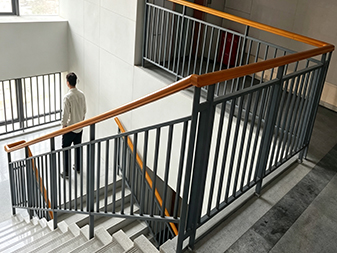 Y062 Wooden Handrail Staircase Guardrail